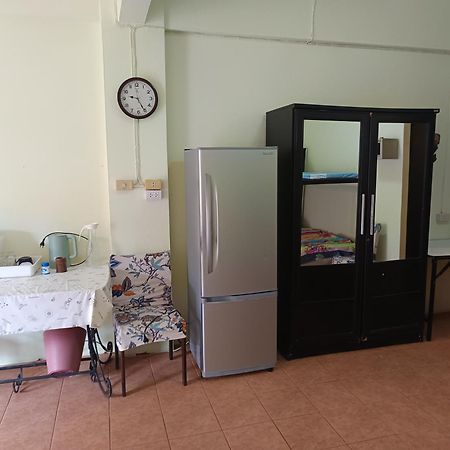 Sv. House Hotel Pantai Jomtien Luaran gambar